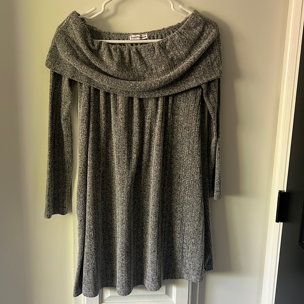 Sale 5 for $20. Over the shoulder dress.